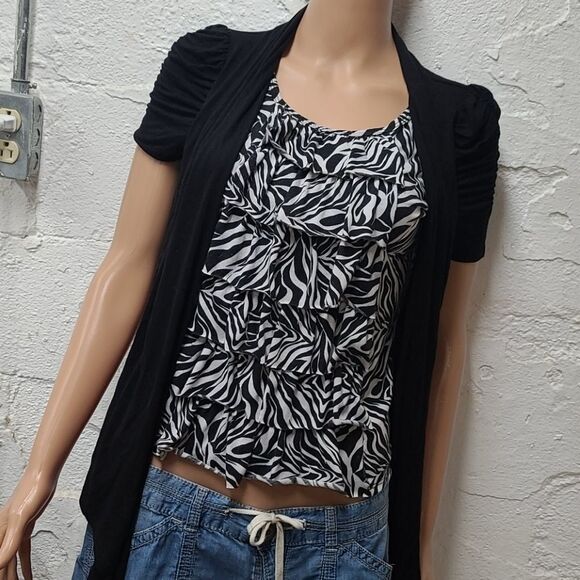 Amy byer ruffle zebra mock back cardigan blouse - Picture 3 of 7